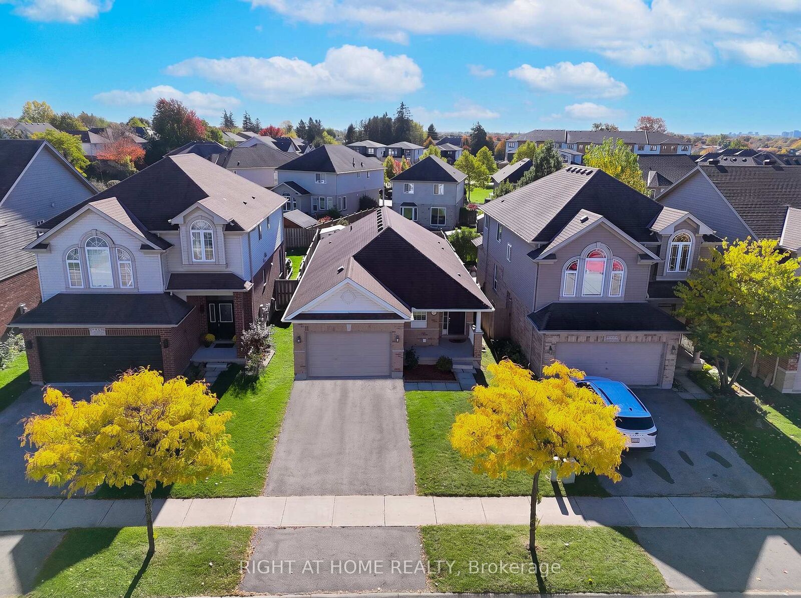 Property Photo: 1205 North Wenige Drive ON N5X 4P7