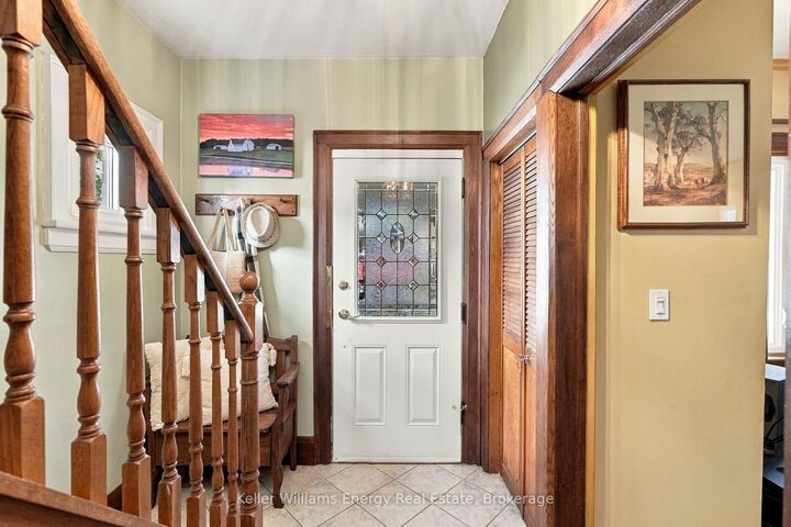Property Photo:  256 Grooms Avenue  ON L1G 4A3 