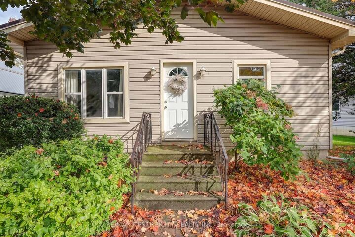 Property Photo:  163547 Brownsville Road  ON N0L 1C0 