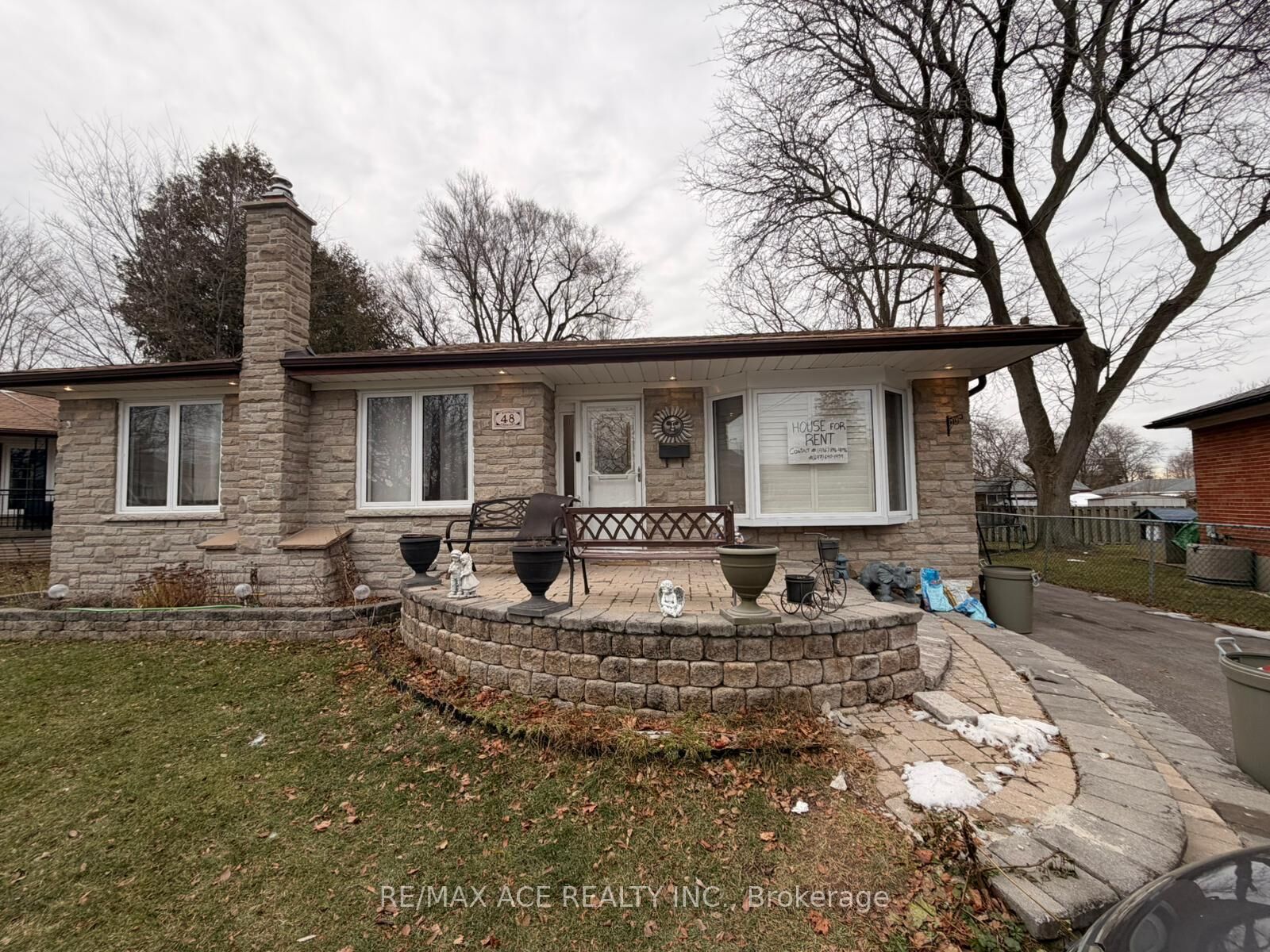 Property Photo:  48 Ronway Crescent Main  ON M1J 2S2 