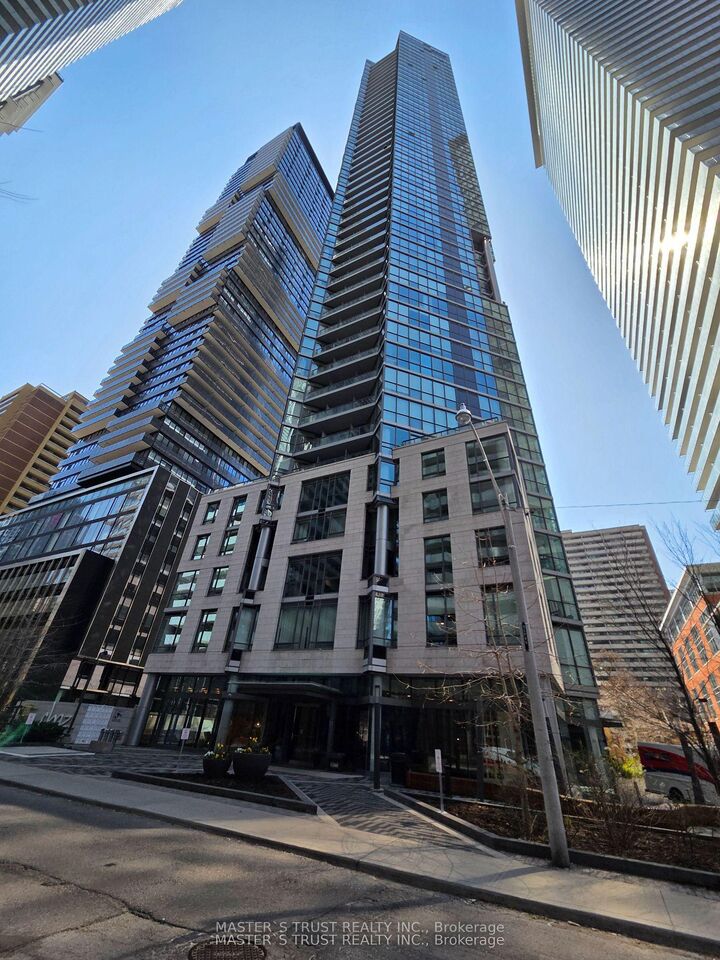 Property Photo:  45 Charles Street E 310  ON M4Y 0B8 