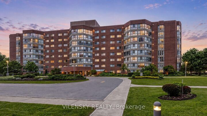Property Photo: 5 Weldrick Road W 506 ON L4C 8S9