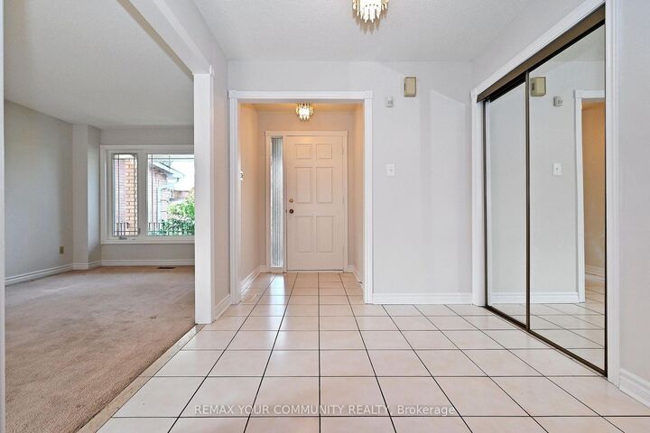 Property Photo:  38 Muster Court  ON L3R 9E4 