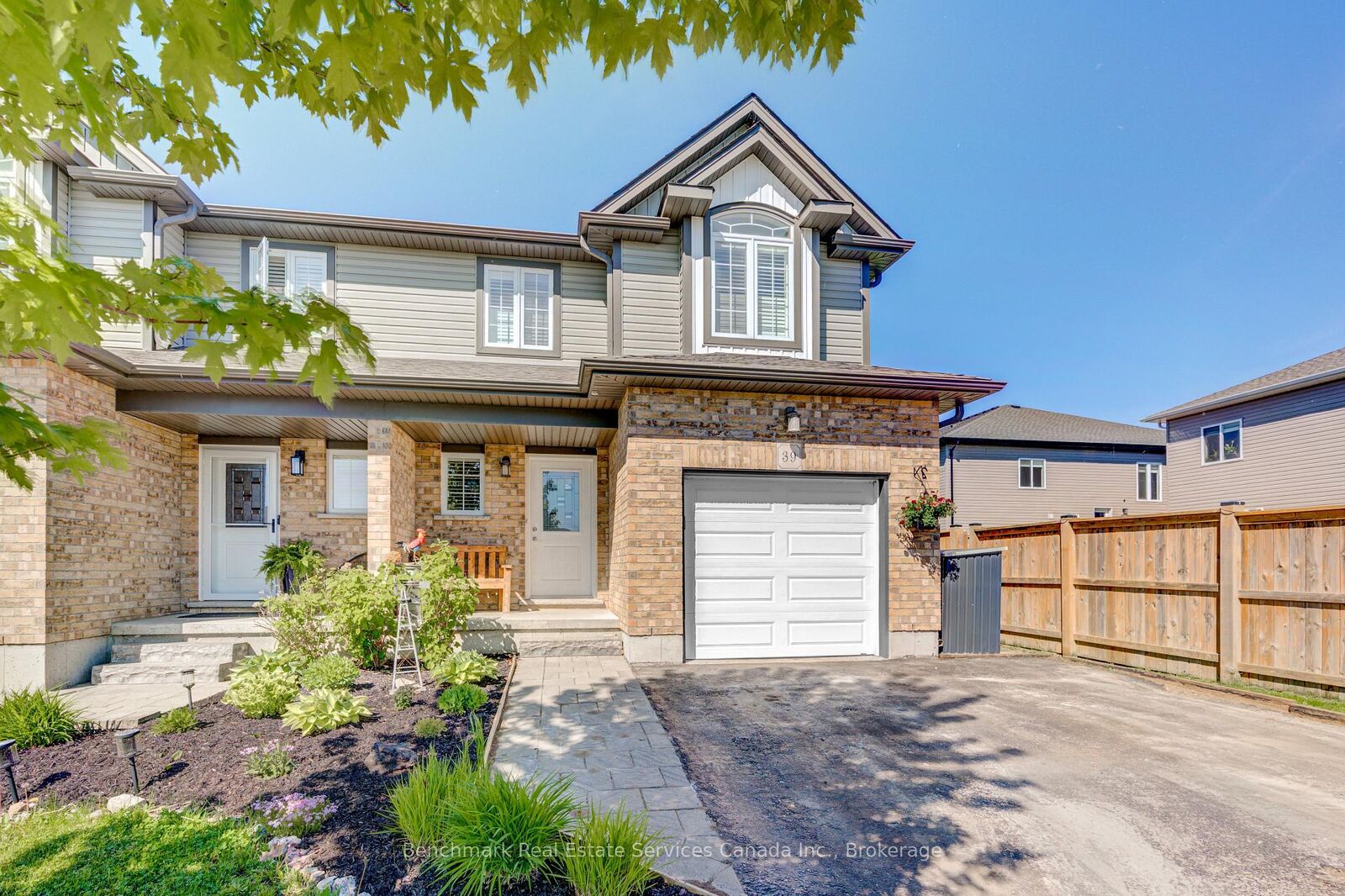 Property Photo:  39 Leesboro Trail  ON N0M 2P0 