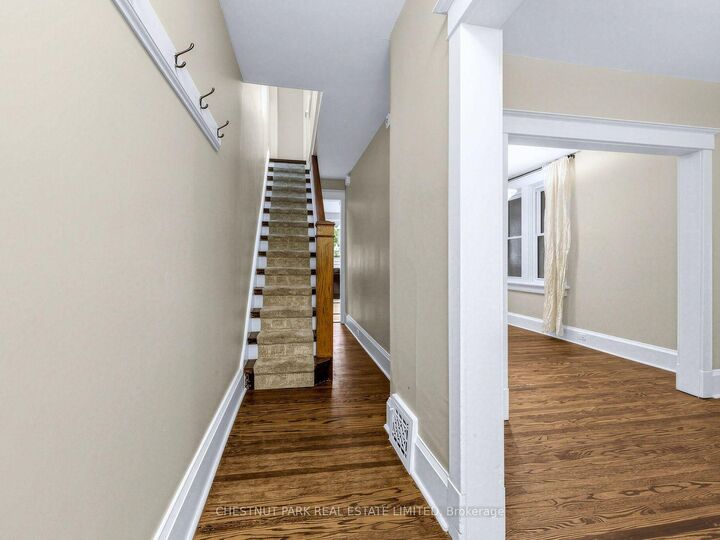Property Photo: 148 Felstead Avenue ON M4J 1G5