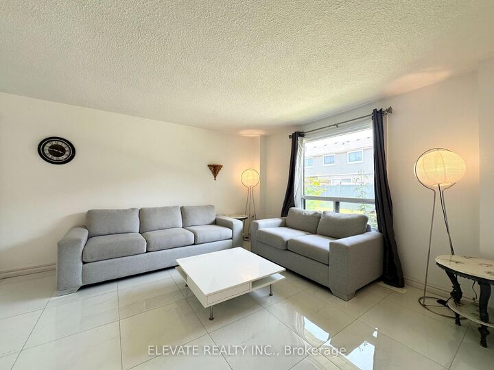 Property Photo:  6540 Falconer Drive 56  ON L5N 1M1 