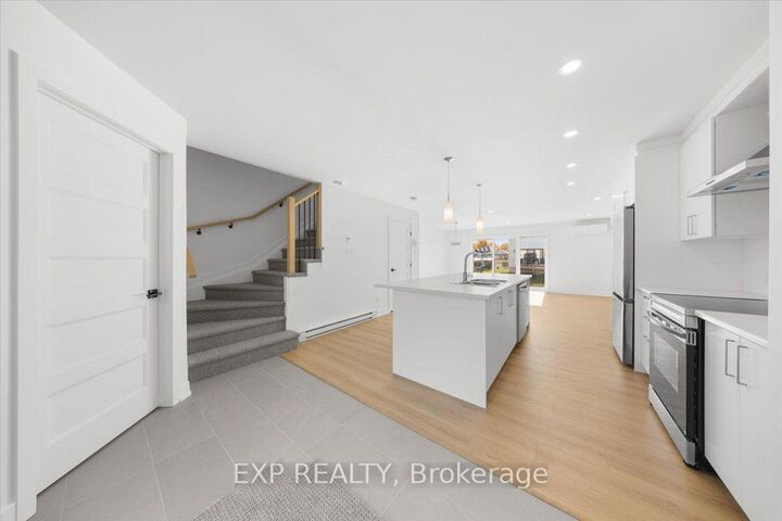 Property Photo:  79 Carpe Street  ON K0A 1M0 