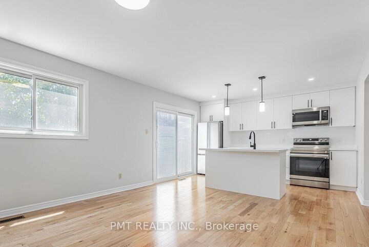 Property Photo:  71 Misty Meadow Drive Main  ON L4L 3X1 