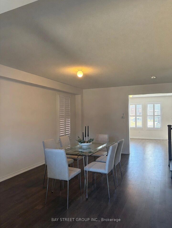 Property Photo:  70 Wakefield Boulevard  ON L3W 0L9 