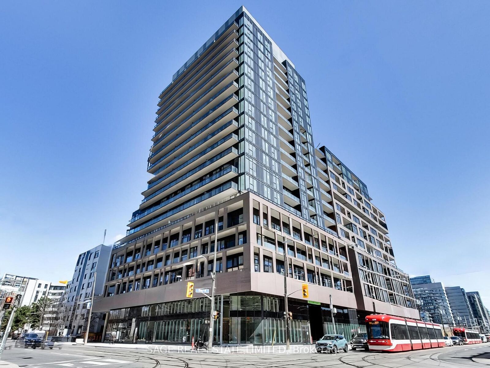Property Photo:  285 Dufferin Street 1401  ON M6K 1Z7 