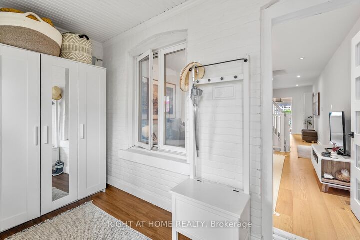 Property Photo:  5 1/2 Luttrell Avenue  ON M4C 5E2 