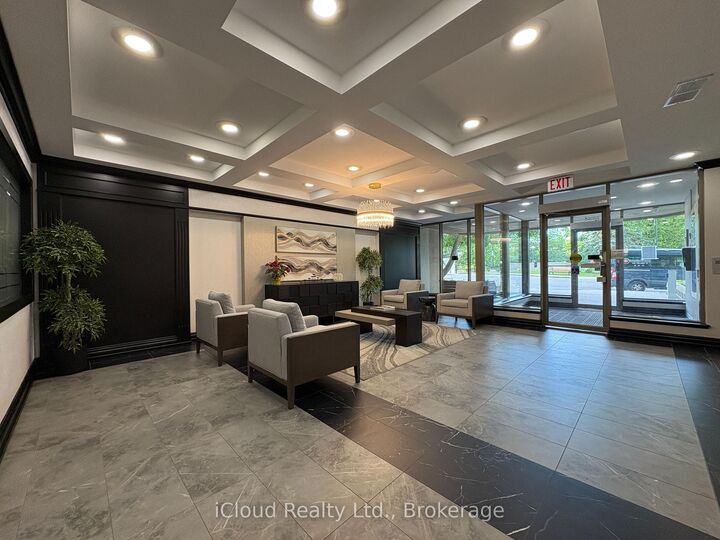 Property Photo:  91 Townsgate Drive 710  ON L4J 8E8 