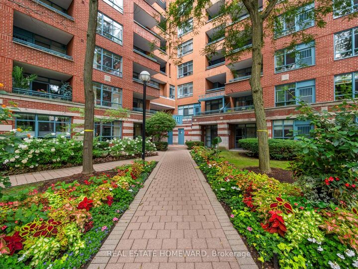 Property Photo:  1091 Kingston Road 624  ON M1N 4E5 