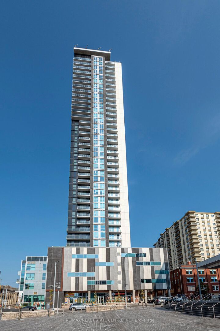 Property Photo:  60 Frederick Street 3613  ON N2H 0C7 