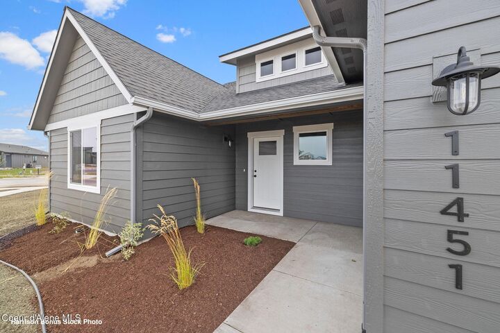Property Photo:  6872 W Constantine Ln  ID 83858 