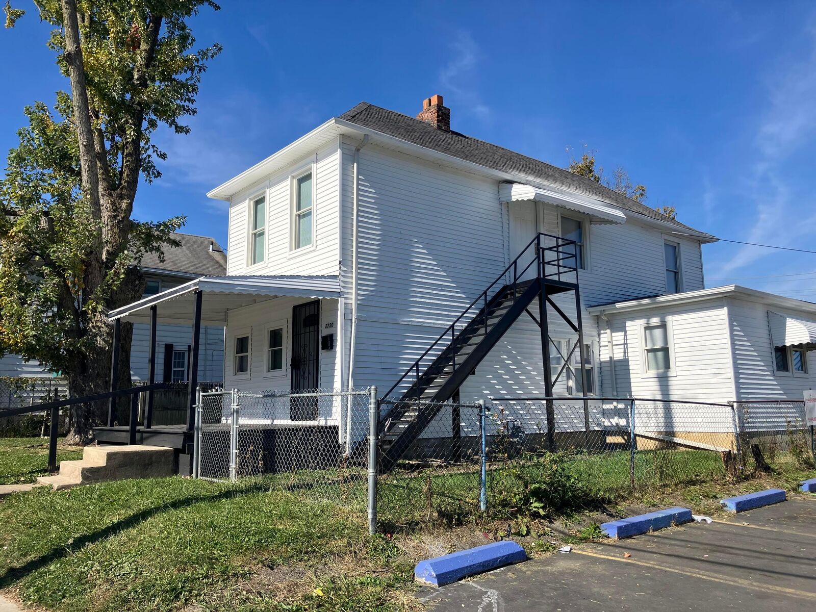 Property Photo: 2730 Sullivant Avenue OH 43204