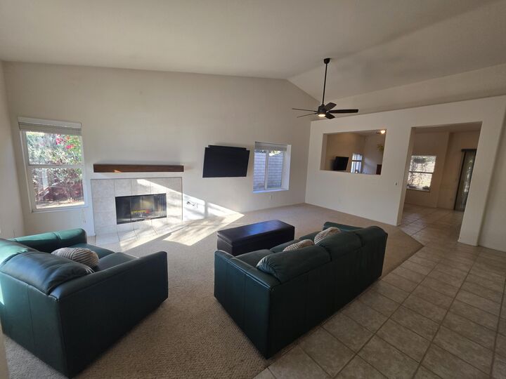 Property Photo: 2322 Shannon Way CA 92262