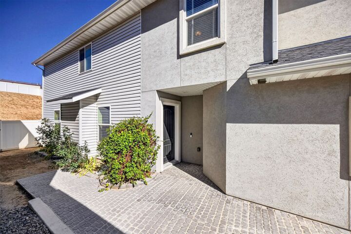 Property Photo:  1376 Arroyo Seco Circle  NV 89801 