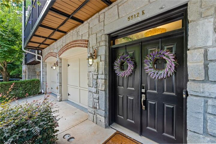 Property Photo: 5512 Glenridge Drive K GA 30342