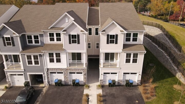 Property Photo:  1701 Hamburg Tpke 724  NJ 07470 