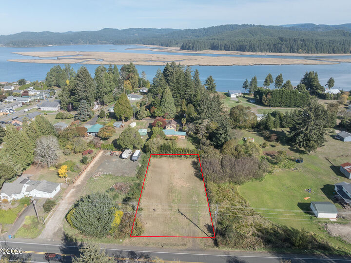Property Photo:  2120 E Alsea Highway E  OR 97394 