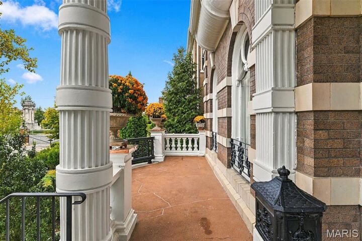 Property Photo:  5291 Westminster Place  MO 63108 
