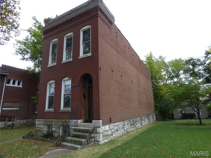Property Photo: 1028 Theobald Avenue MO 63147