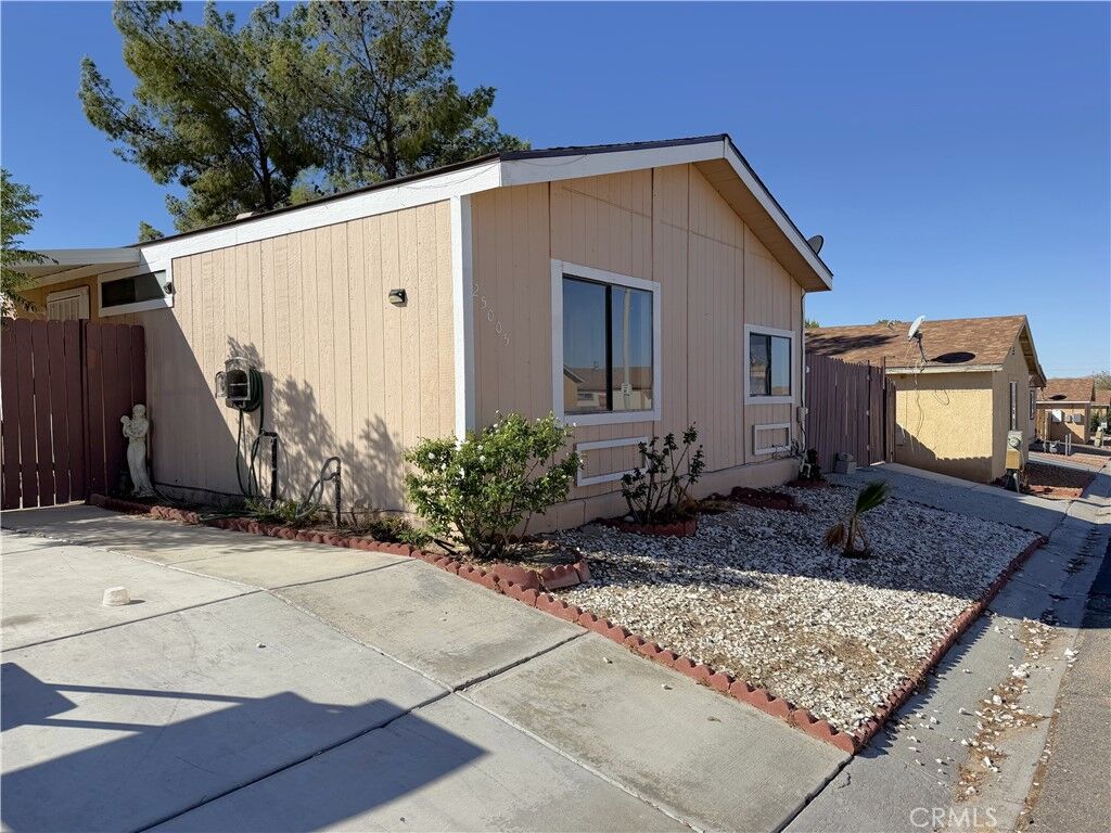 Property Photo:  25005 Camino Del Norte  CA 92311 