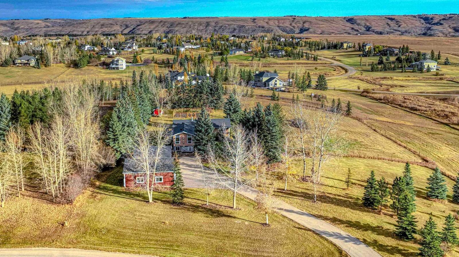 Property Photo:  11 Idlewild Estates  AB T3Z 1J1 