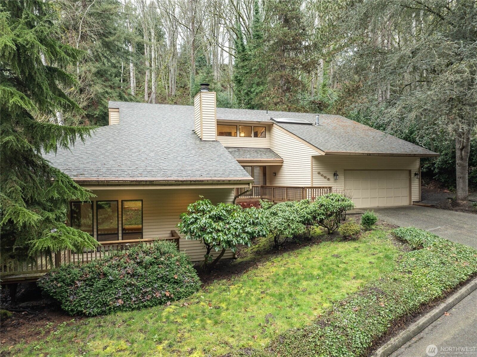 Property Photo: 6436 NE 135th Place WA 98034