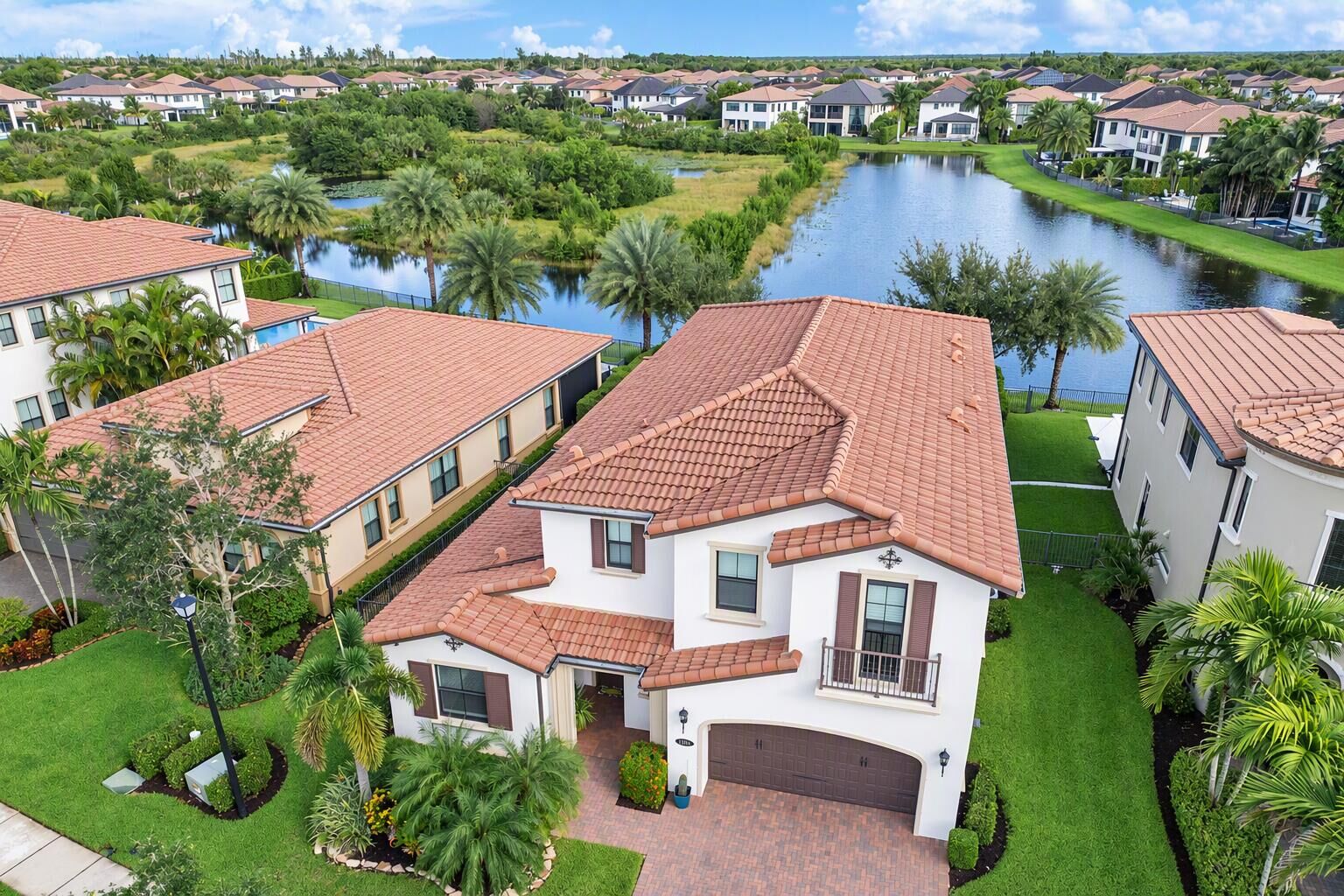 Property Photo:  11365 Watercrest Circle E  FL 33076 