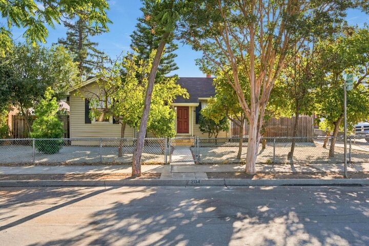 Property Photo:  204 North Frances Street  CA 94086 