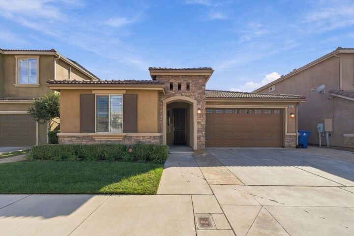 Property Photo:  3472 Hampton Way  CA 93619 