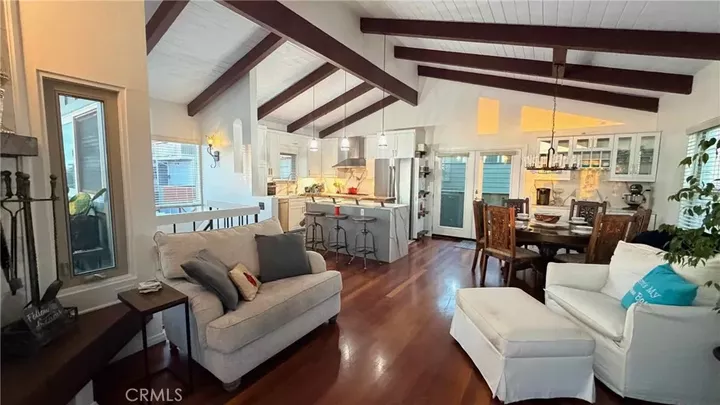 Property Photo:  412 Manhattan Avenue  CA 90254 