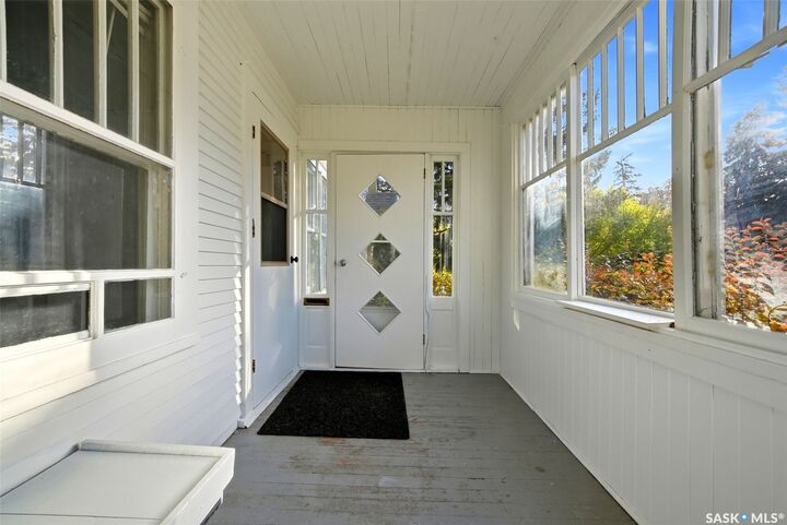 Property Photo:  3129 Retallack Street  SK S4S 1T5 