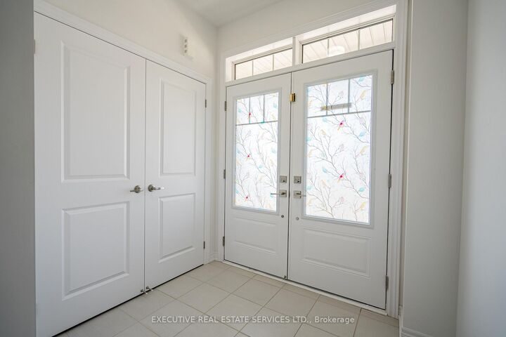 Property Photo:  283 Rea Drive N  ON N1M 0K1 