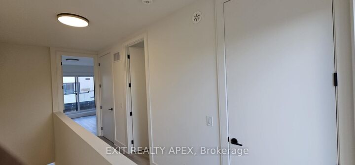 Property Photo: 264 Ellis Avenue ON L2P 0G9