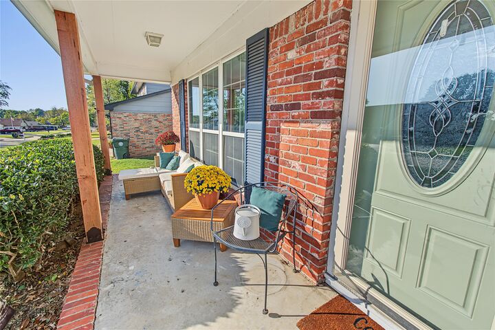 Property Photo:  901 Erie St  OK 74403 