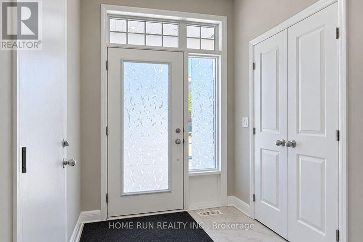 Property Photo:  116 Boundstone Way  ON K2T 0M4 