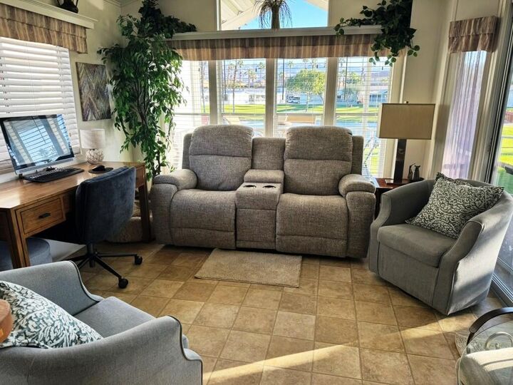 Property Photo: 84136 Ave 44, #729 CA 92203