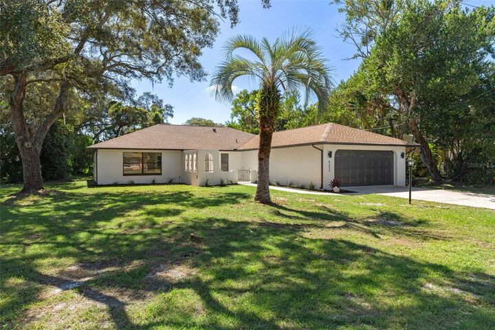 Property Photo:  6232 Alderwood Street  FL 34606 