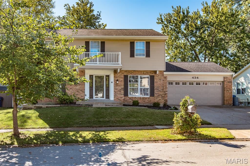 Property Photo:  434 Paula Vale Court  MO 63021 