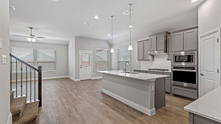 Property Photo:  712 Soaring Hawk Drive  TX 76008 