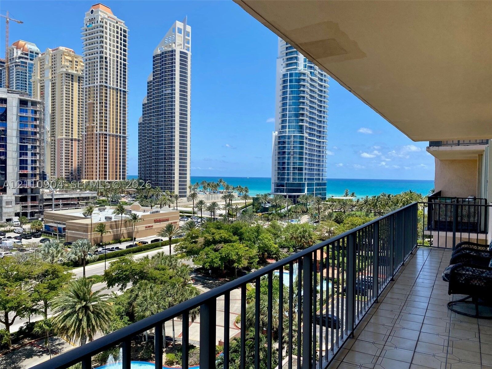 Property Photo:  210 174th St 912  FL 33160 