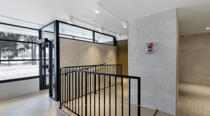 Property Photo:  3875 Sheppard Avenue E 405  ON M1T 3L6 