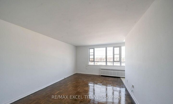 Property Photo:  2505 Eglinton Avenue W G4  ON M1K 2R1 