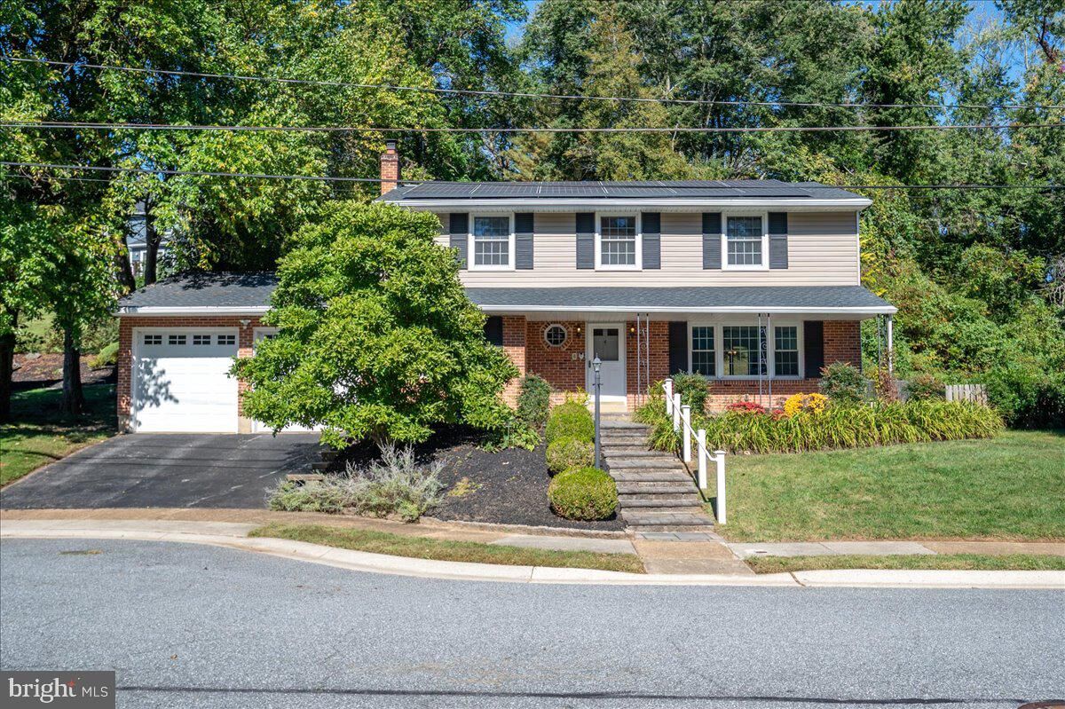 Property Photo:  6 Woodshaw Road  DE 19711 