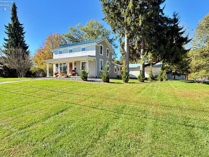 Property Photo:  110 Mohawk Street  OH 44883 