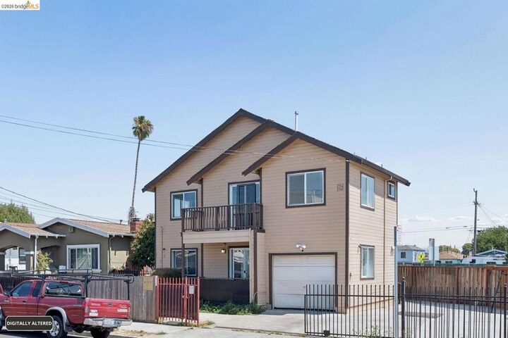 Property Photo:  2562 E 60th Ave  CA 94605 