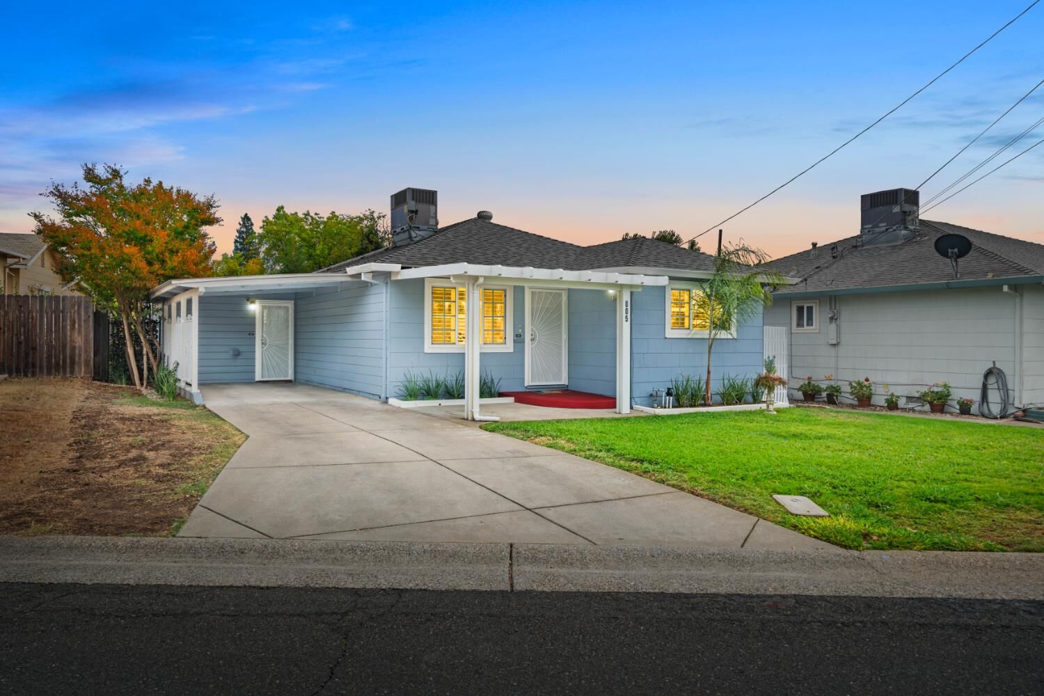 Property Photo:  805 Circuit Drive  CA 95678 